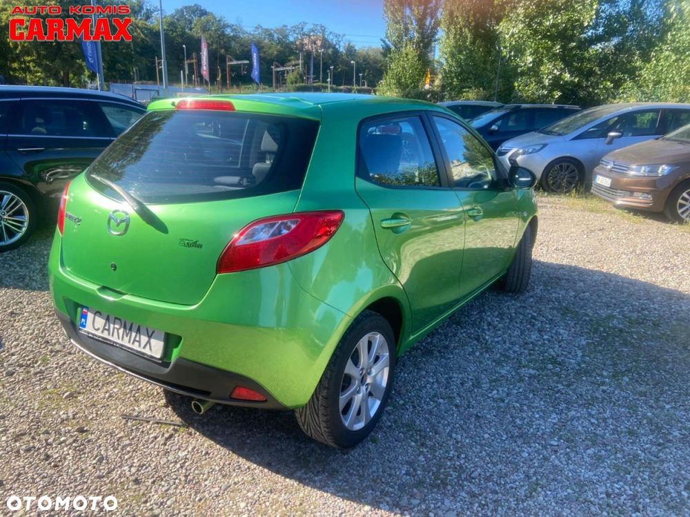 Mazda 2 - 9