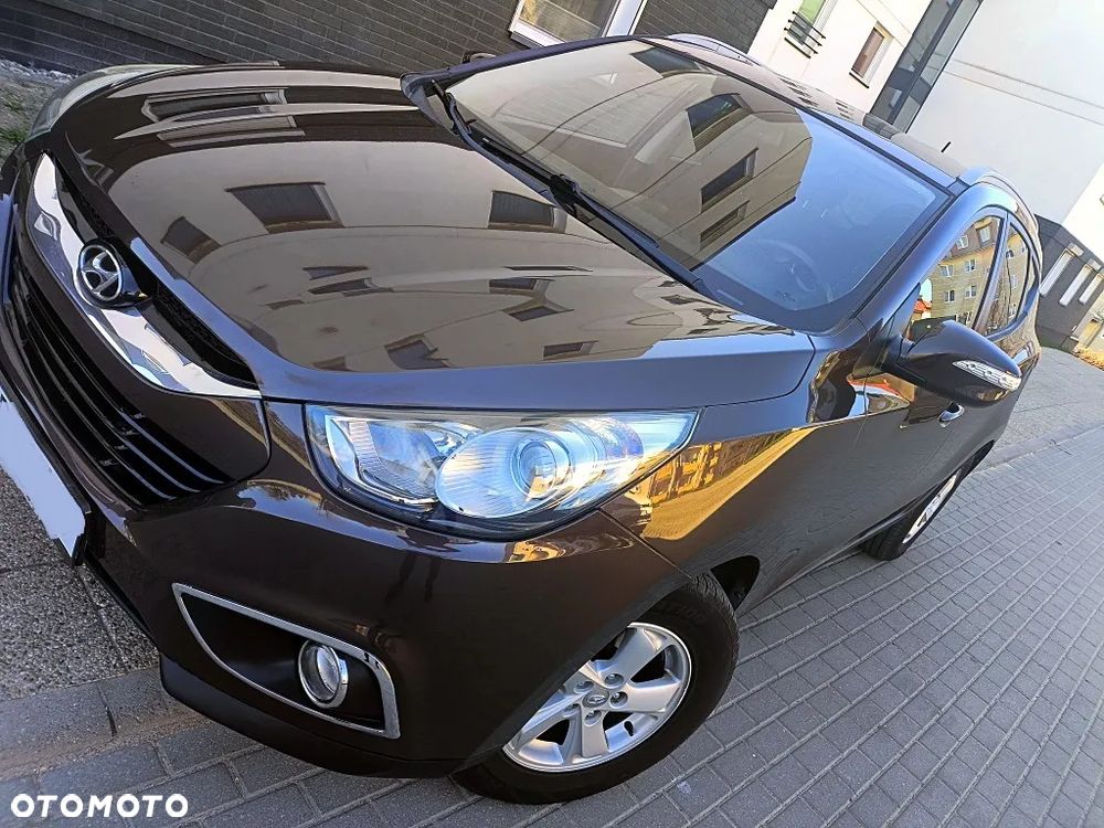 Hyundai ix35 blue 1.6 2WD Finale - 12