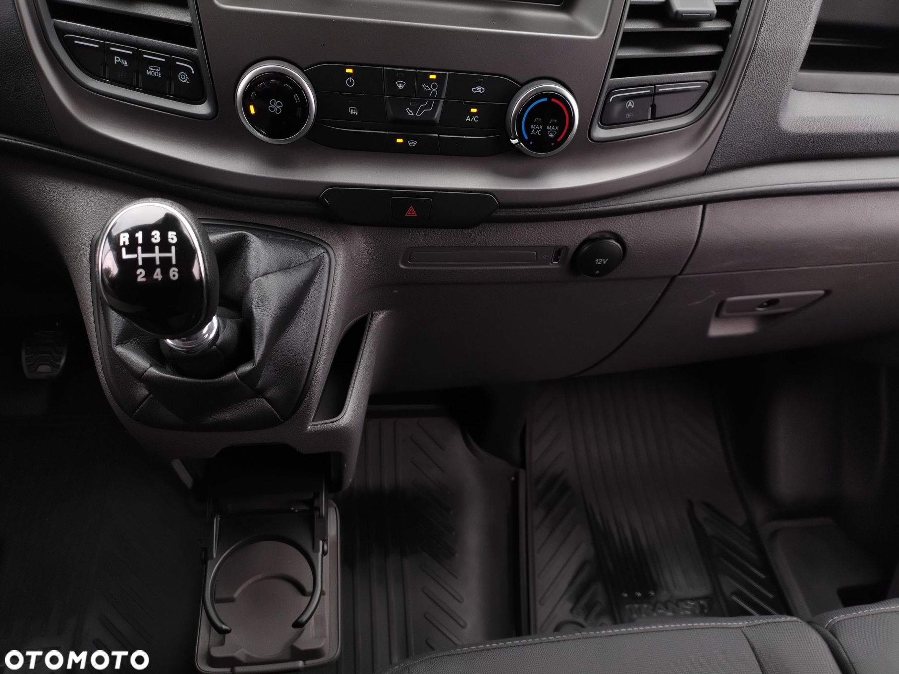 Ford Transit Custom - 25