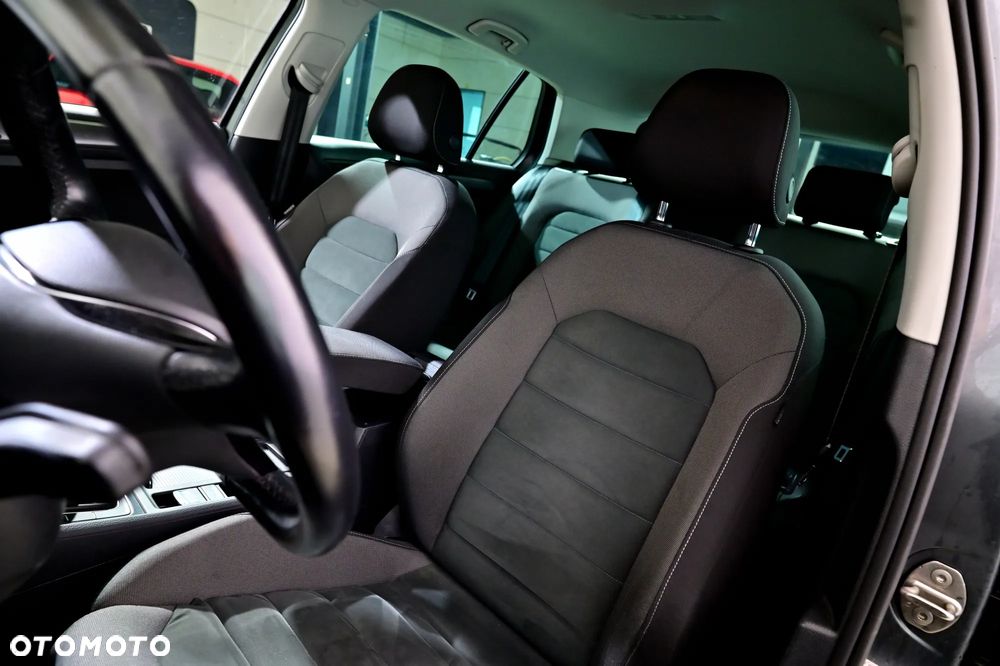 Volkswagen Golf 1.4 TSI BlueMotion Technology Highline - 28