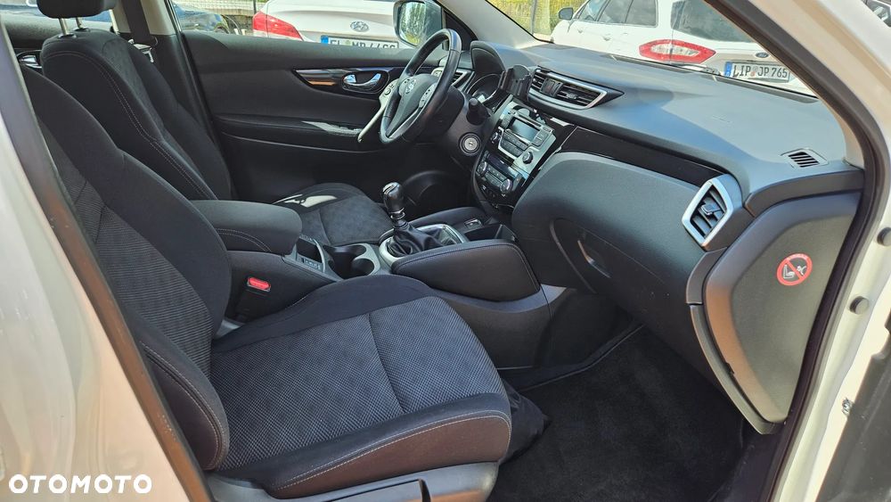 Nissan Qashqai 1.2 DIG-T Acenta - 19