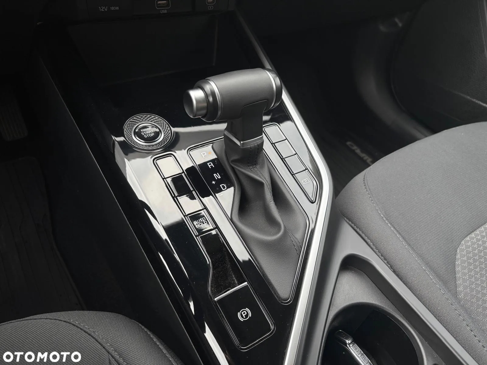 Kia Niro 1.6 GDI Hybrid M - 11