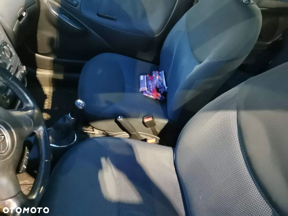 Toyota Yaris 1.4 D-4D Luna - 8