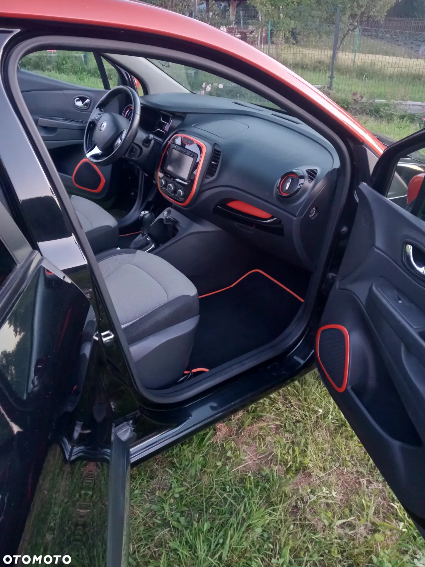 Renault Captur 1.2 TCe Intens EDC - 8