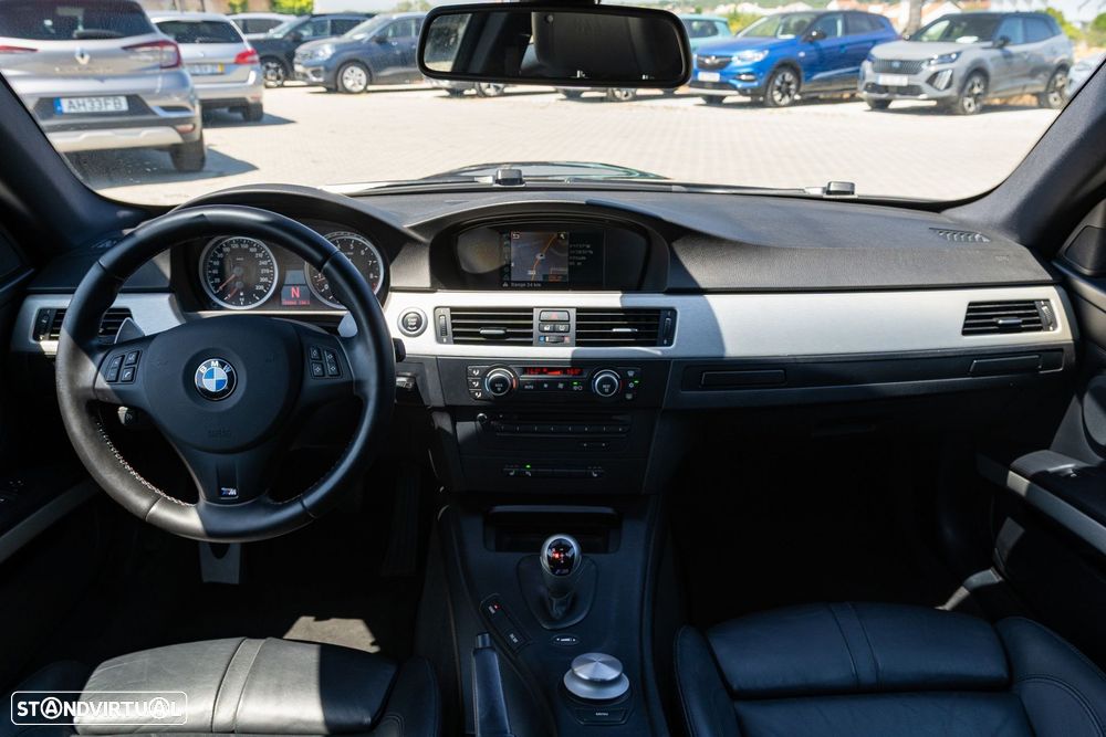 BMW M3 Auto - 26