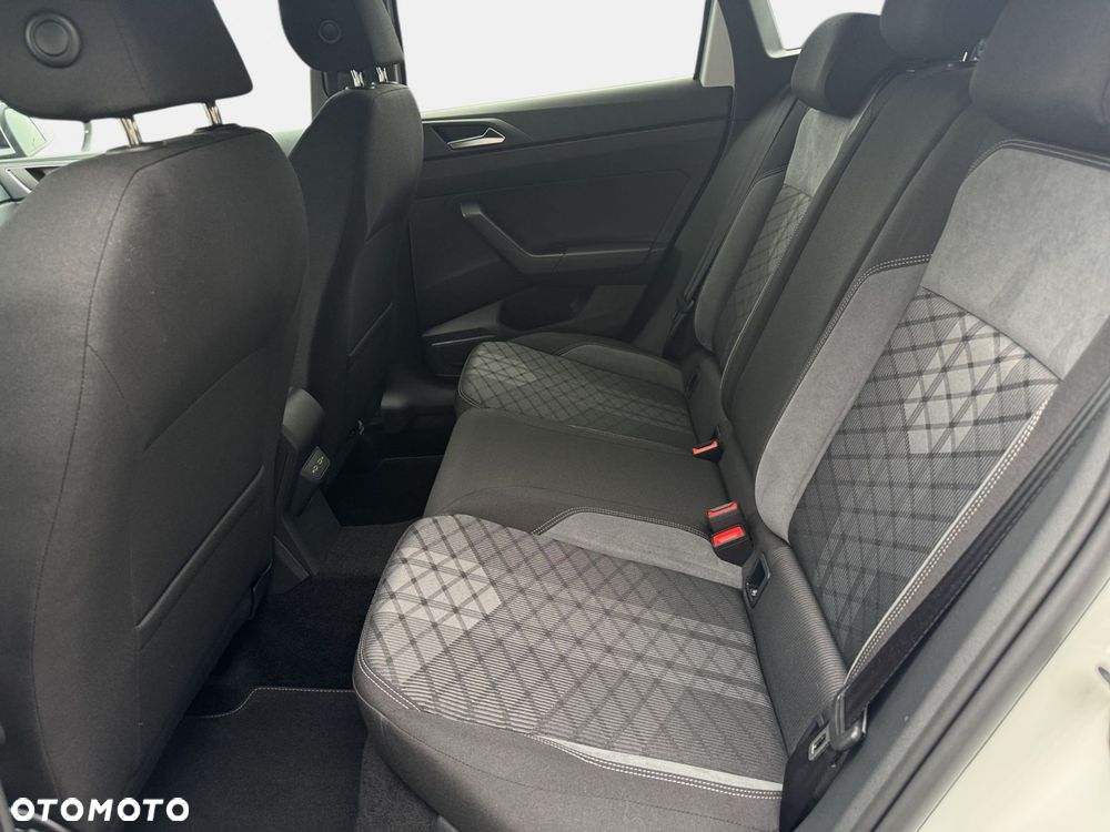 Volkswagen Taigo - 23
