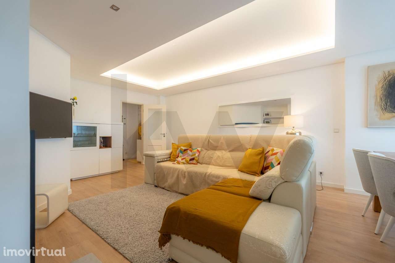 Apartamento T3 com Garagem, Totalmente Remodelado na Urbanização Ar e - Grande imagem: 5/29