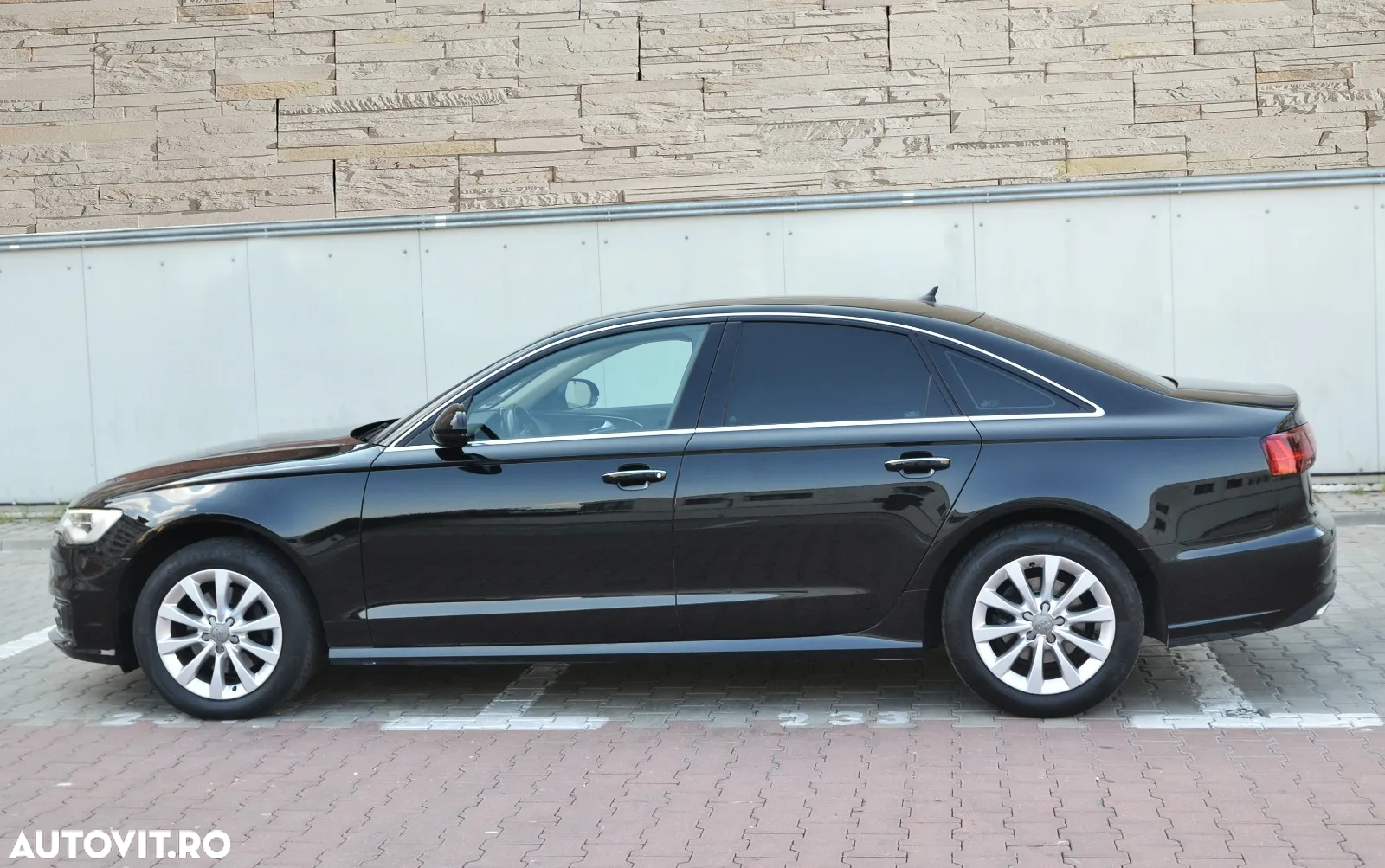 Audi A6 2.0 TDI Ultra S tronic - 24