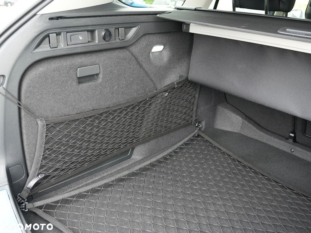 Skoda Superb 2.0 TDI SCR 4x4 L&K DSG - 19