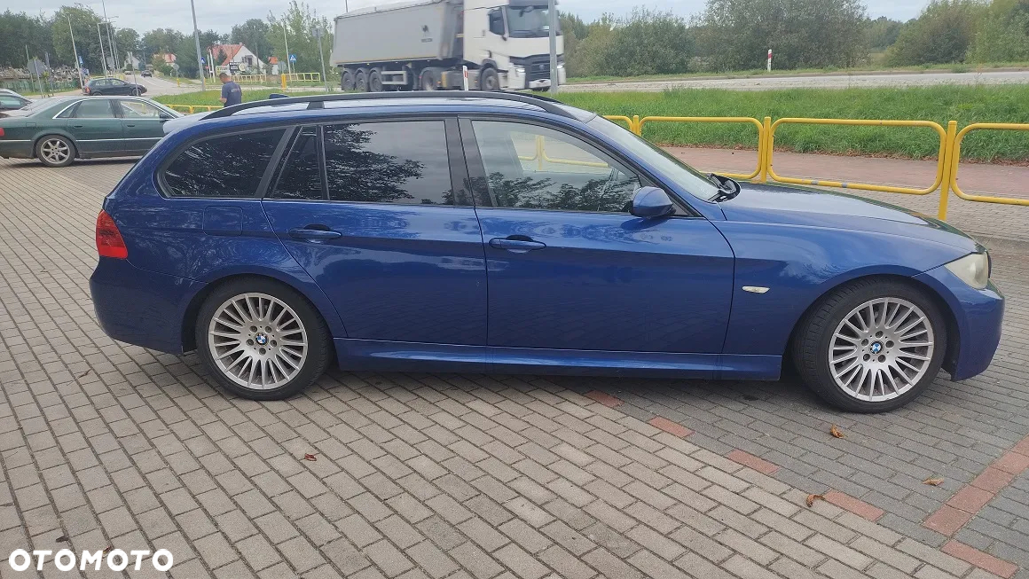 BMW Seria 3 318i Touring - 7