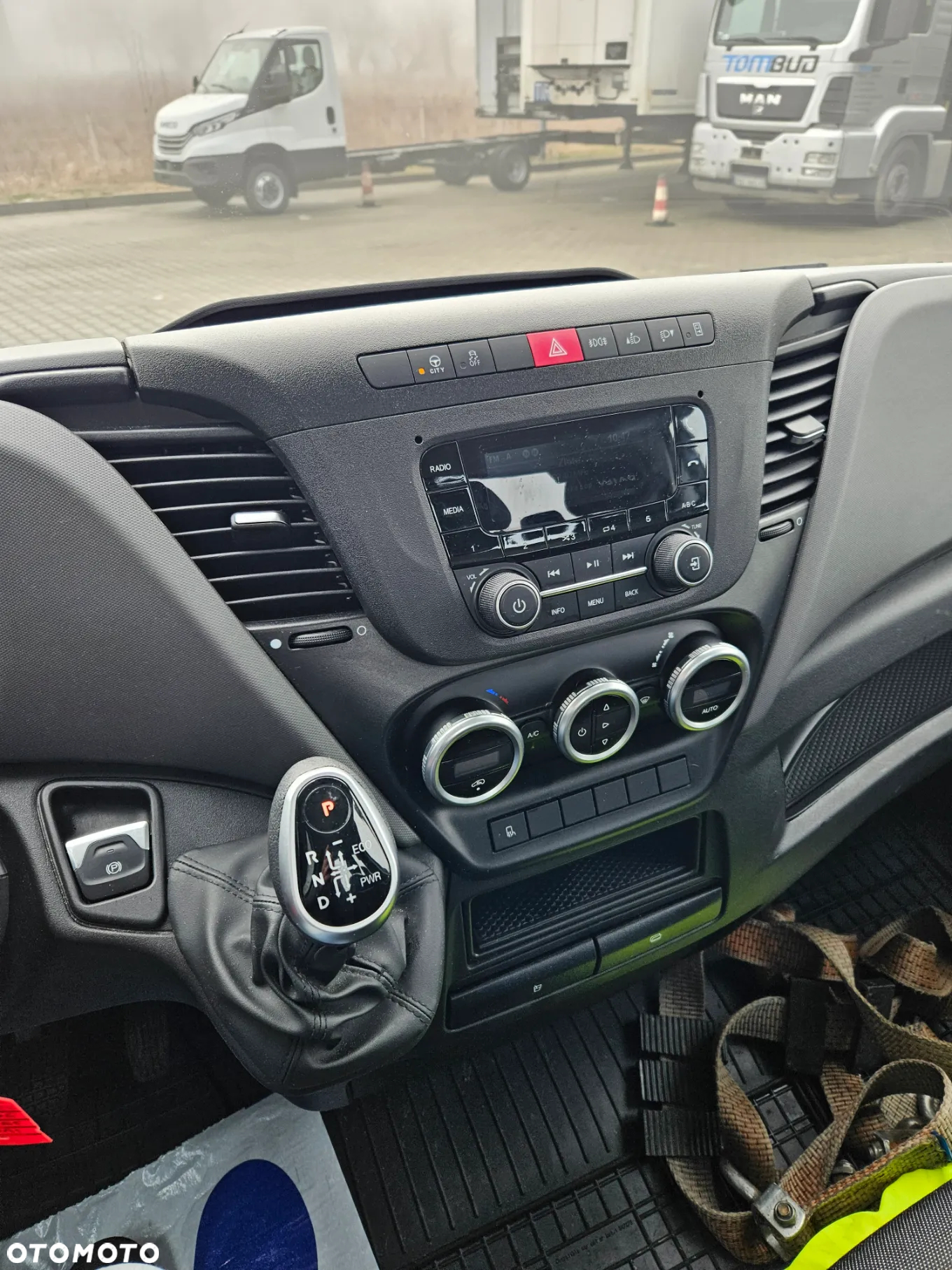 Iveco 35S18 stock  (31059) - 15