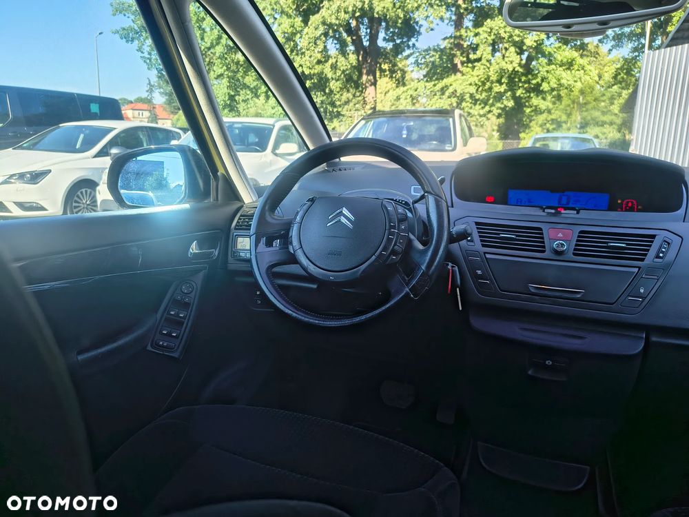Citroën C4 Grand Picasso 2.0 16V 7-Sitzer EGS6 Exclusive - 24