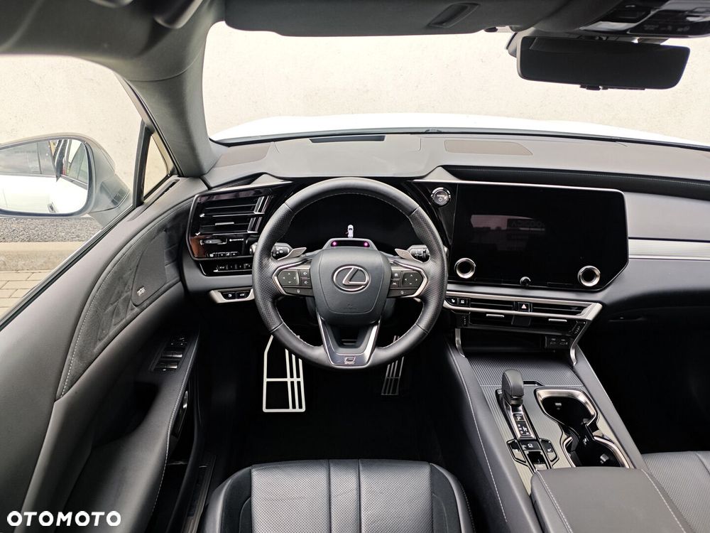 Lexus RX 500h F Sport Edition - 17
