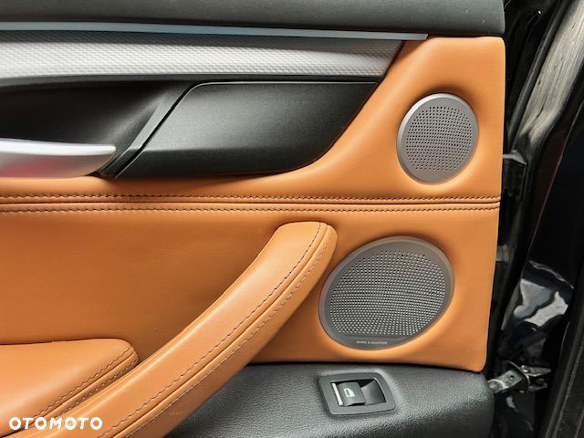 BMW X6 xDriveM50d - 30