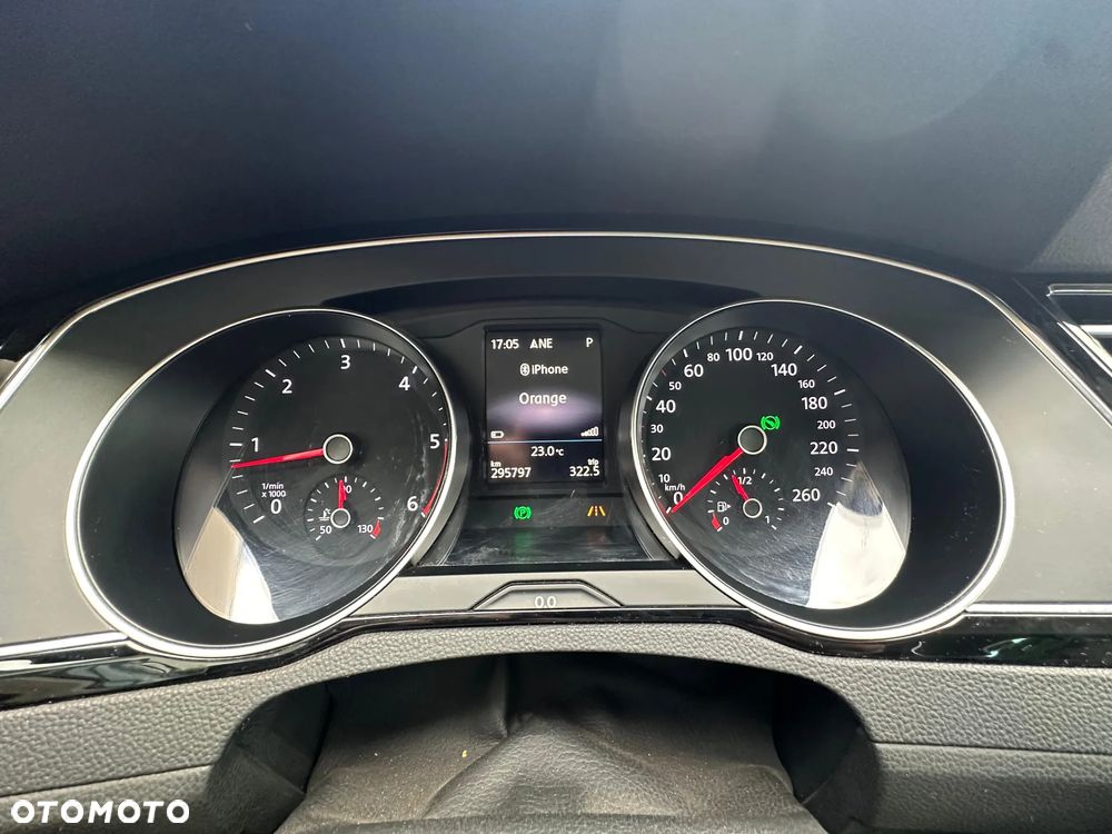 Volkswagen Passat 2.0 TDI BMT Highline DSG - 12