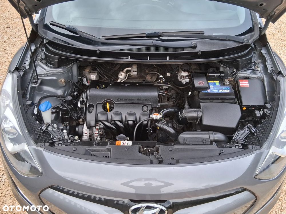 Hyundai i30 - 25