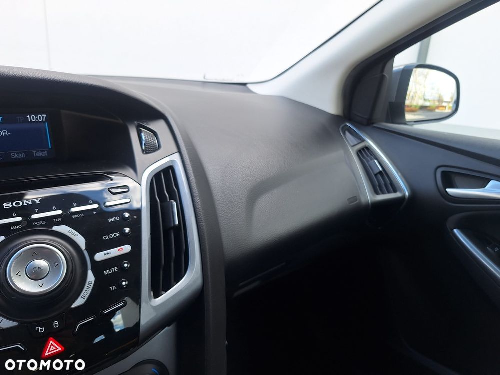 Ford Focus 1.0 EcoBoost Edition - 28