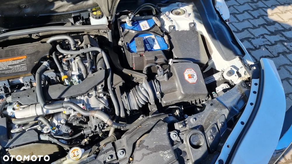 Mazda CX-30 2.0 mHEV Hikari 2WD - 17