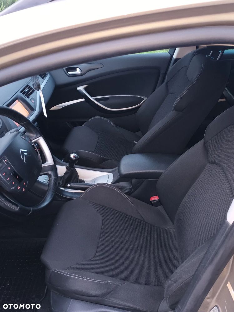 Citroën C5 1.6 HDi Attraction - 11