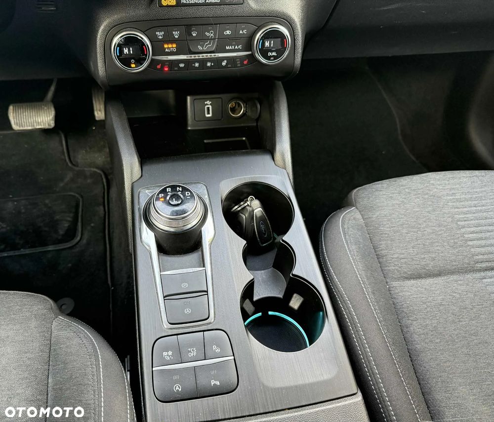 Ford Focus 1.5 EcoBoost Active X - 12