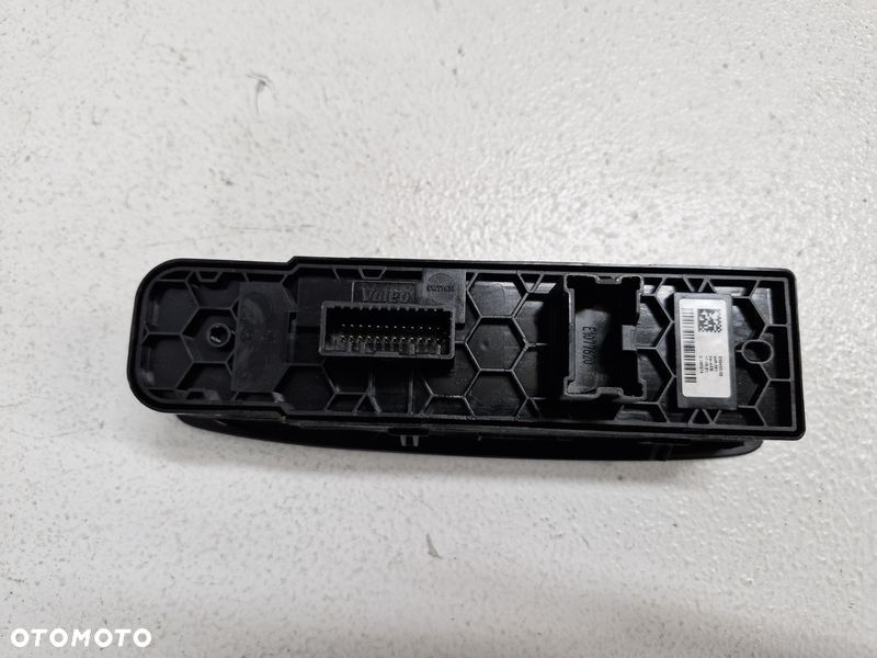renault megane iv 4 panel przełącznik szyb lusterek lewy przód 254015253r - 9