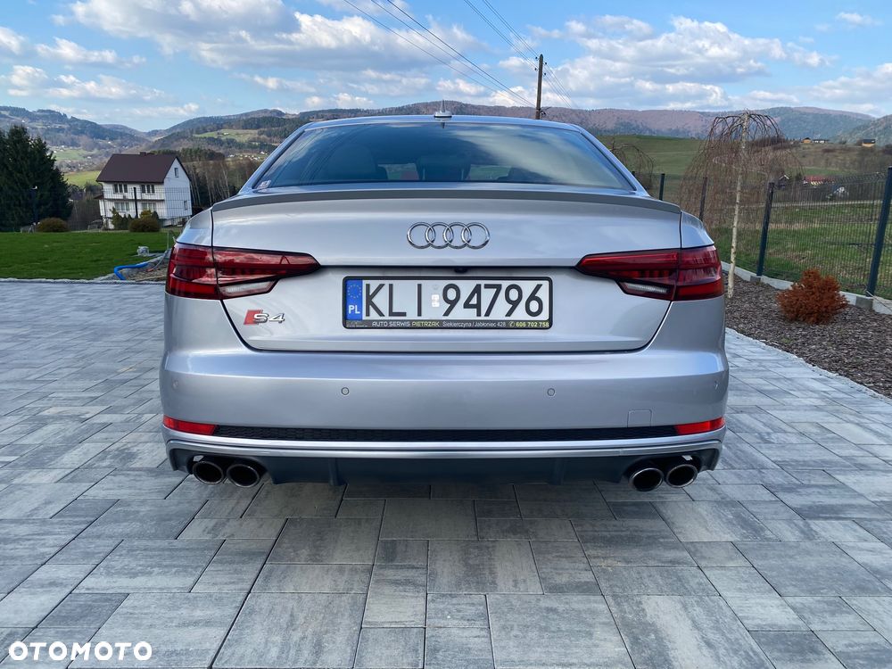 Audi S4 Limousine - 7