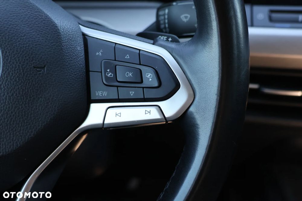 Volkswagen Golf Variant 2.0 TDI SCR DSG Comfortline - 6