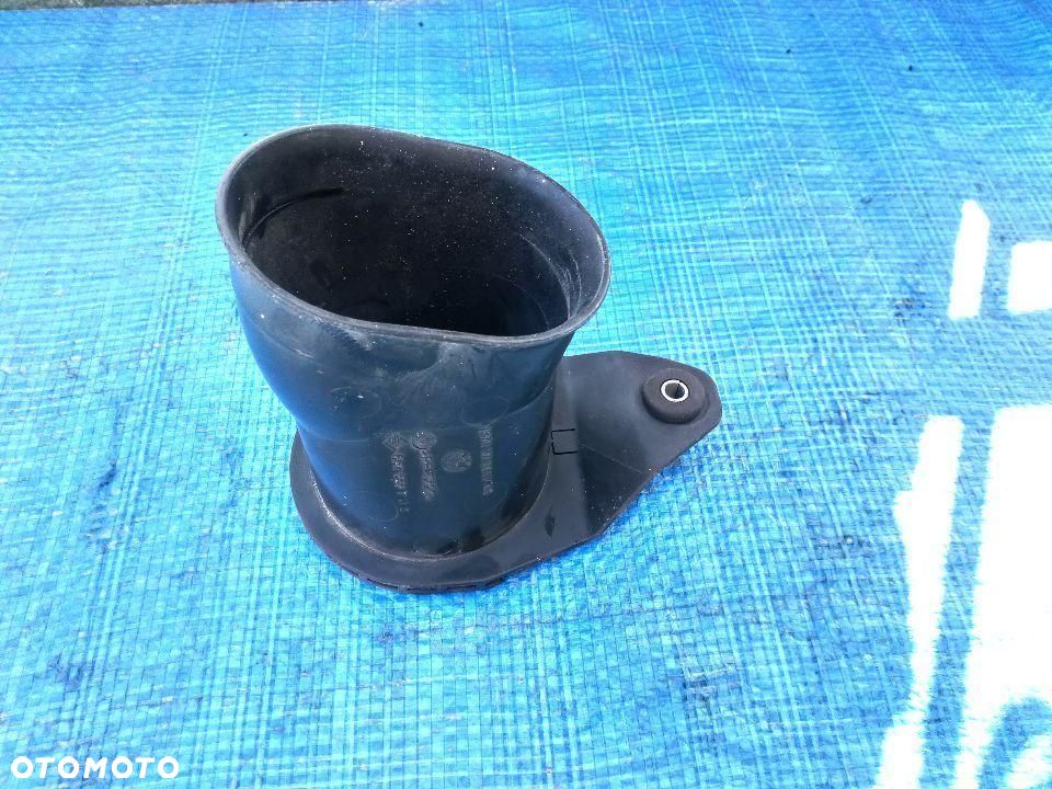 BMW E60 E61 2.0D 2.5D 3.0D Dolot Powietrza Wlot Rura 13717792417 - 1