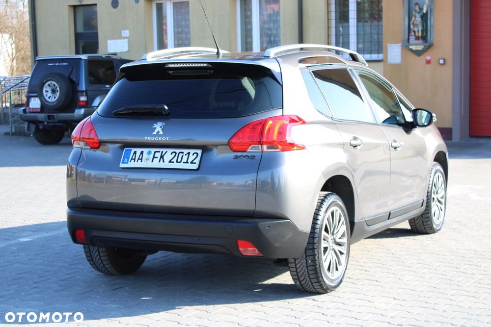 Peugeot 2008 1.2 VTi Allure - 7