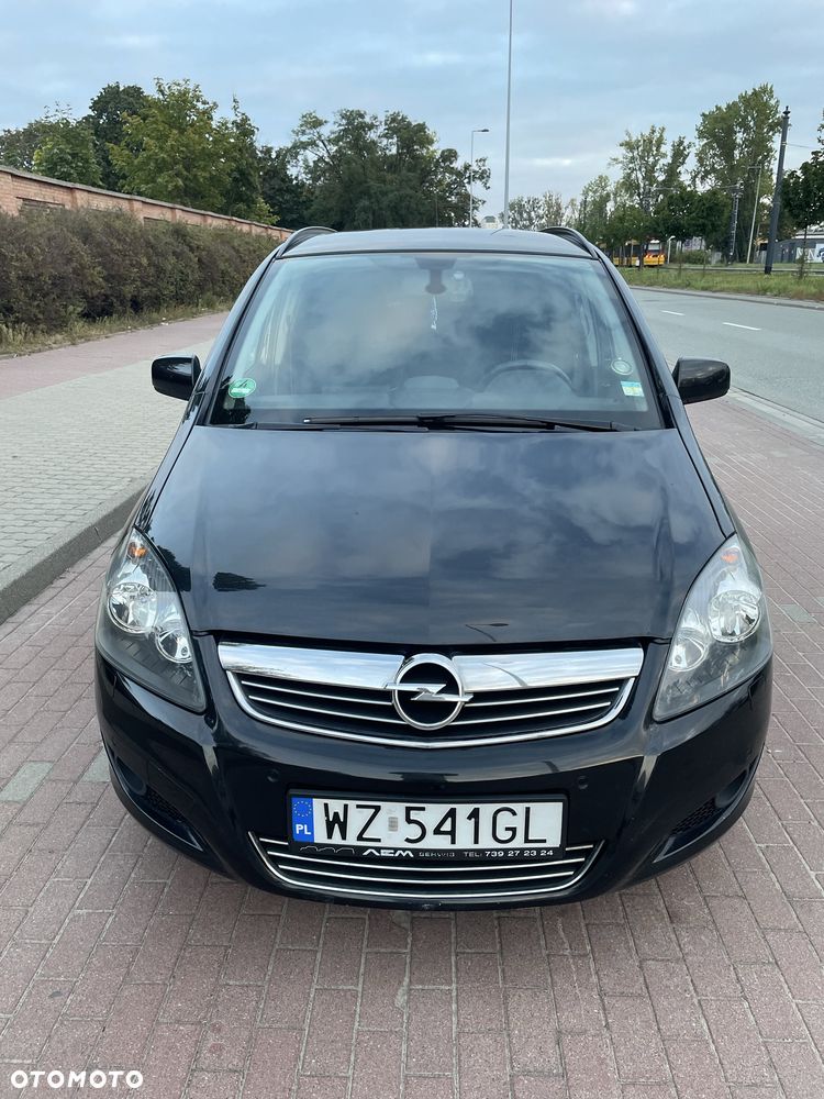 Opel Zafira - 1