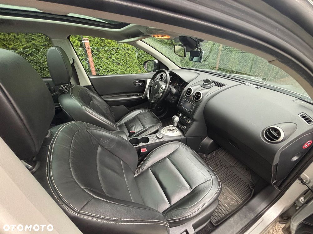 Nissan Qashqai+2 2010 photo 3