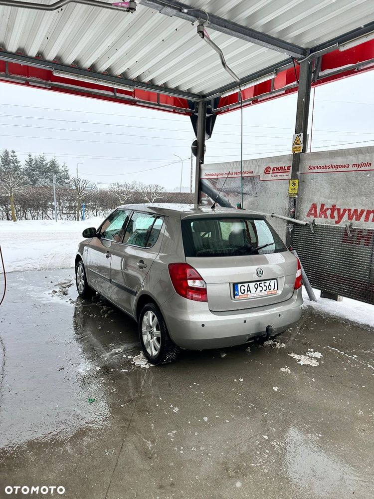 Skoda Fabia 1.4 16V Style - 4