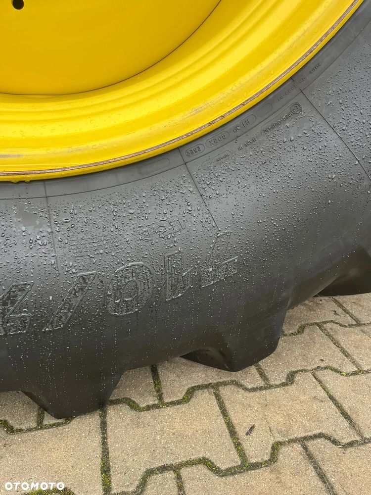 John Deere 6250 R - 10