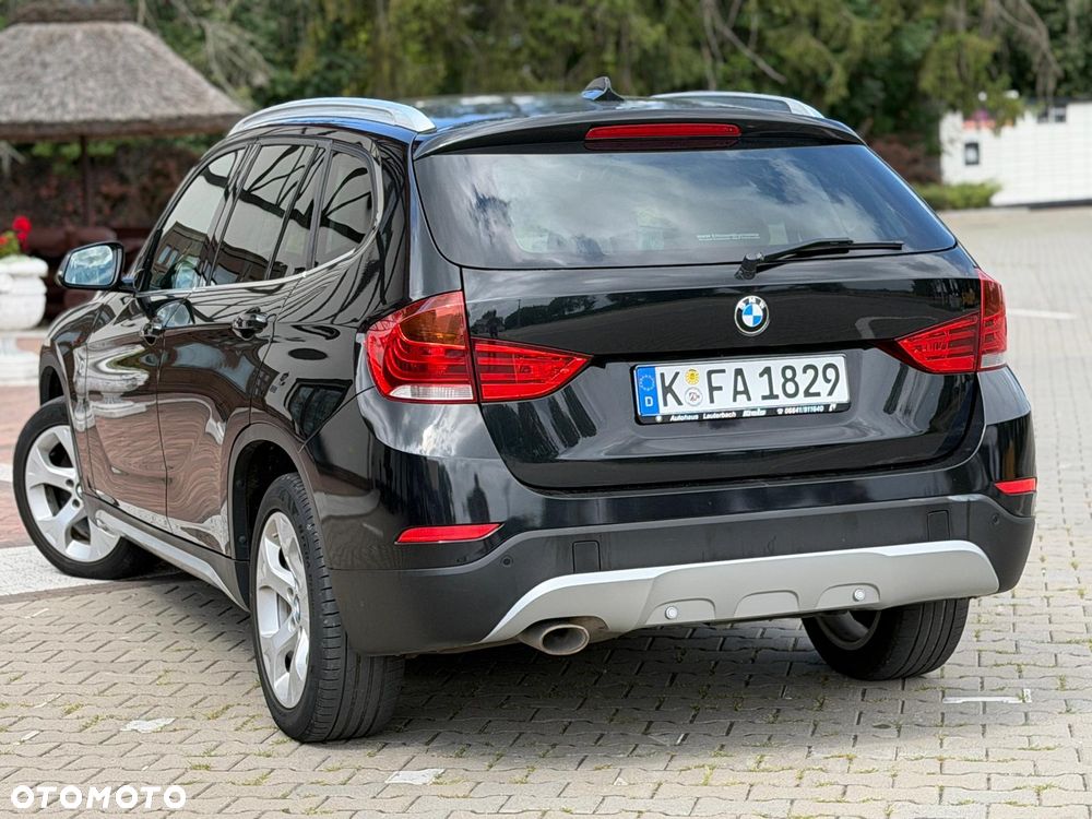 BMW X1 sDrive18d xLine - 18