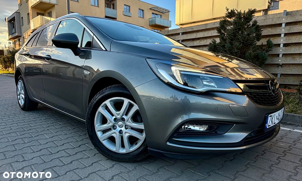 Opel Astra 1.6 D (CDTI) Automatik Innovation - 13