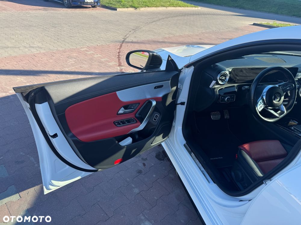 Mercedes-Benz CLA 250 4-Matic AMG Line 7G-DCT - 15
