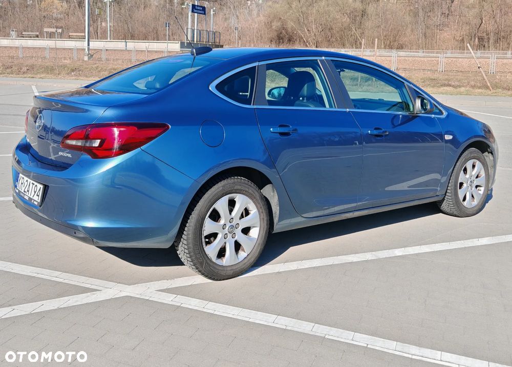 Opel Astra 1.4 T Active - 5