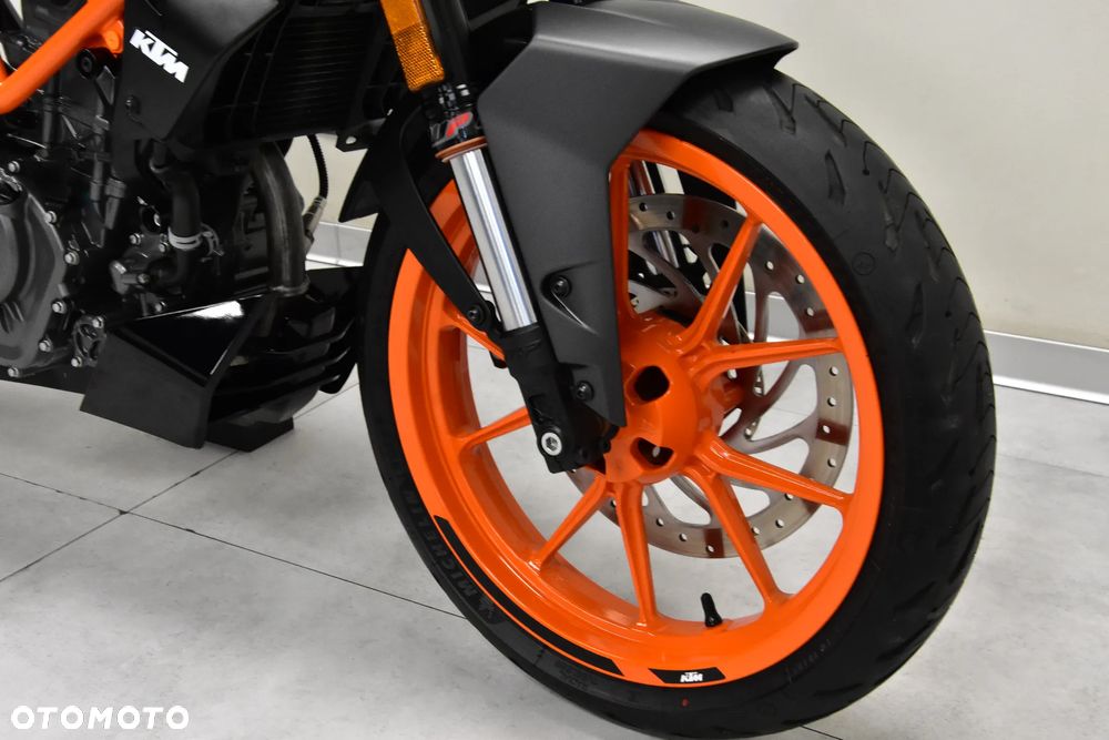 KTM Duke 125 - 31