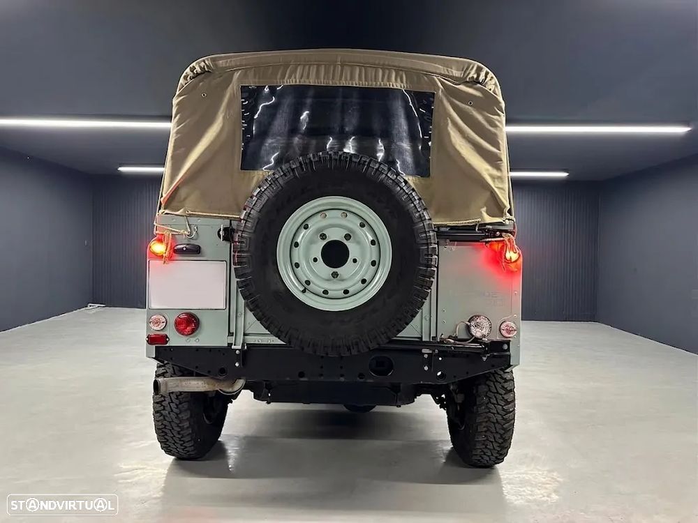Land Rover Defender 90 2.5 Td5 Soft Top - 4