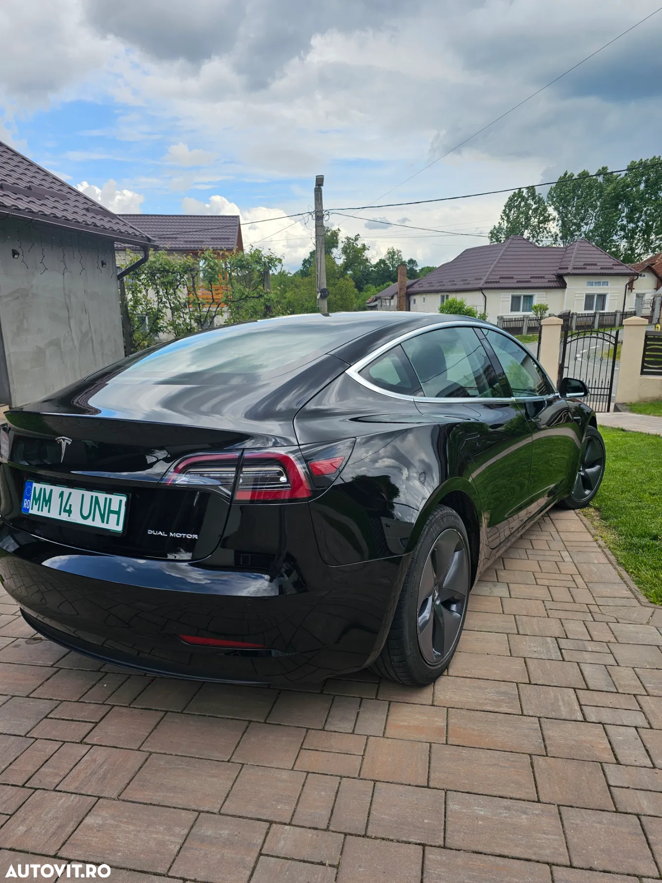 Tesla Model 3 Langstreckenbatterie Allradantrieb Dual Motor Performance - 22