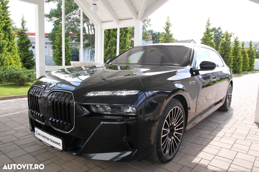 BMW Seria 7 - 39