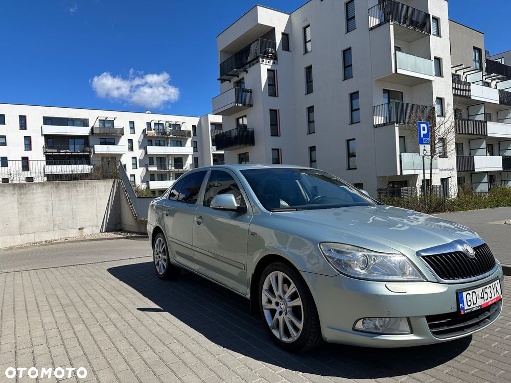 Skoda Octavia 2.0 TDI DPF DSG Laurin & Klement - 4