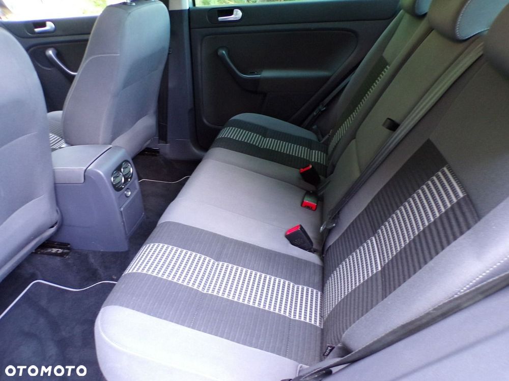 Volkswagen Golf Plus 1.6 Automatik United - 26