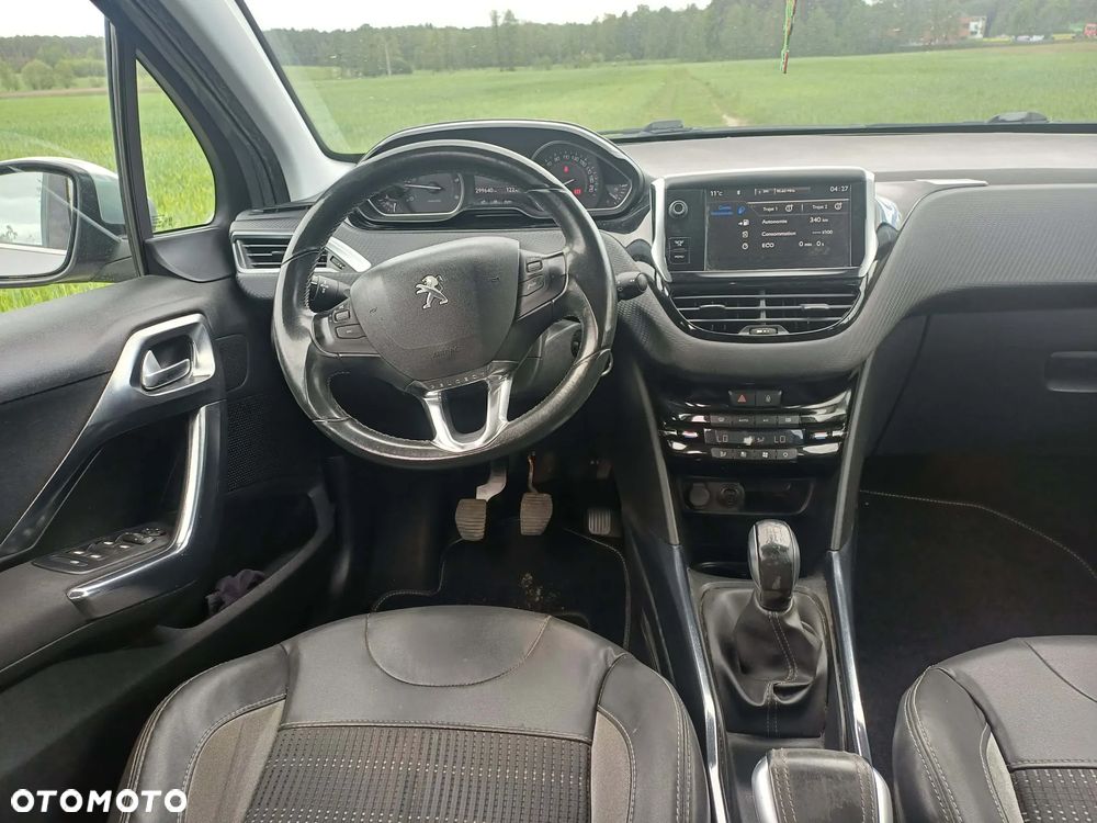 Peugeot 2008 - 10