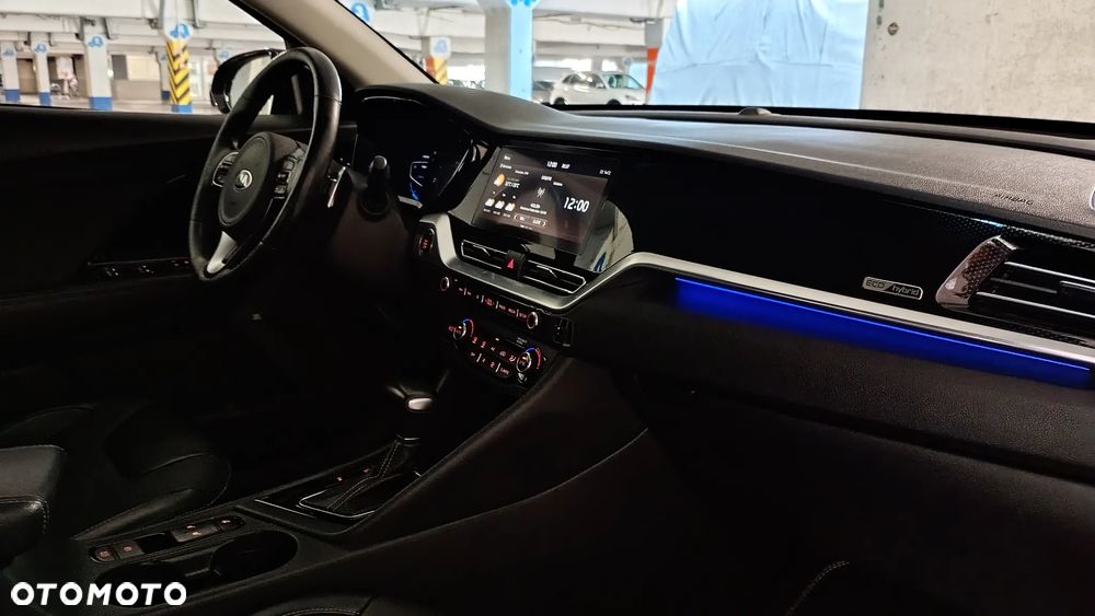 Kia Niro 1.6 GDI Hybrid L Business Line - 19