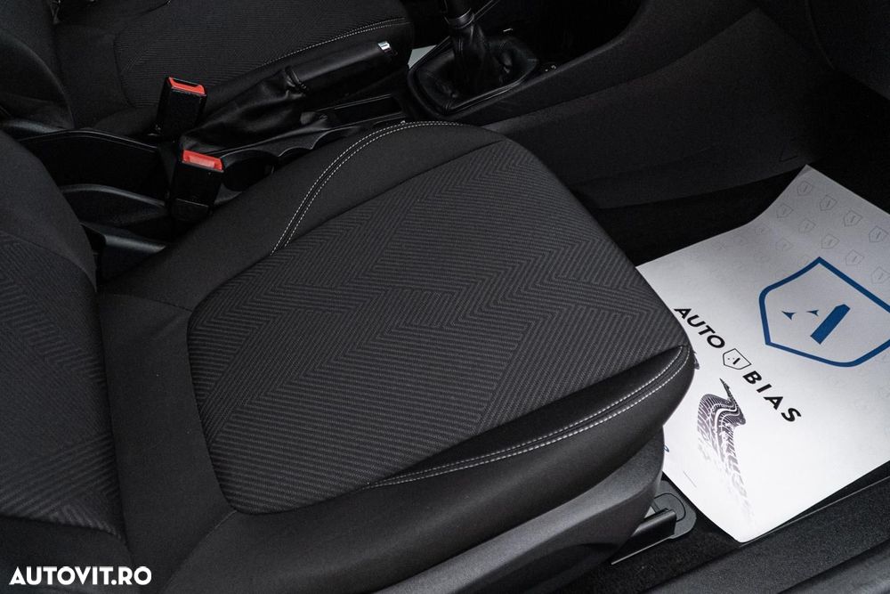 Ford Fiesta 1.1 Trend Connected - 34