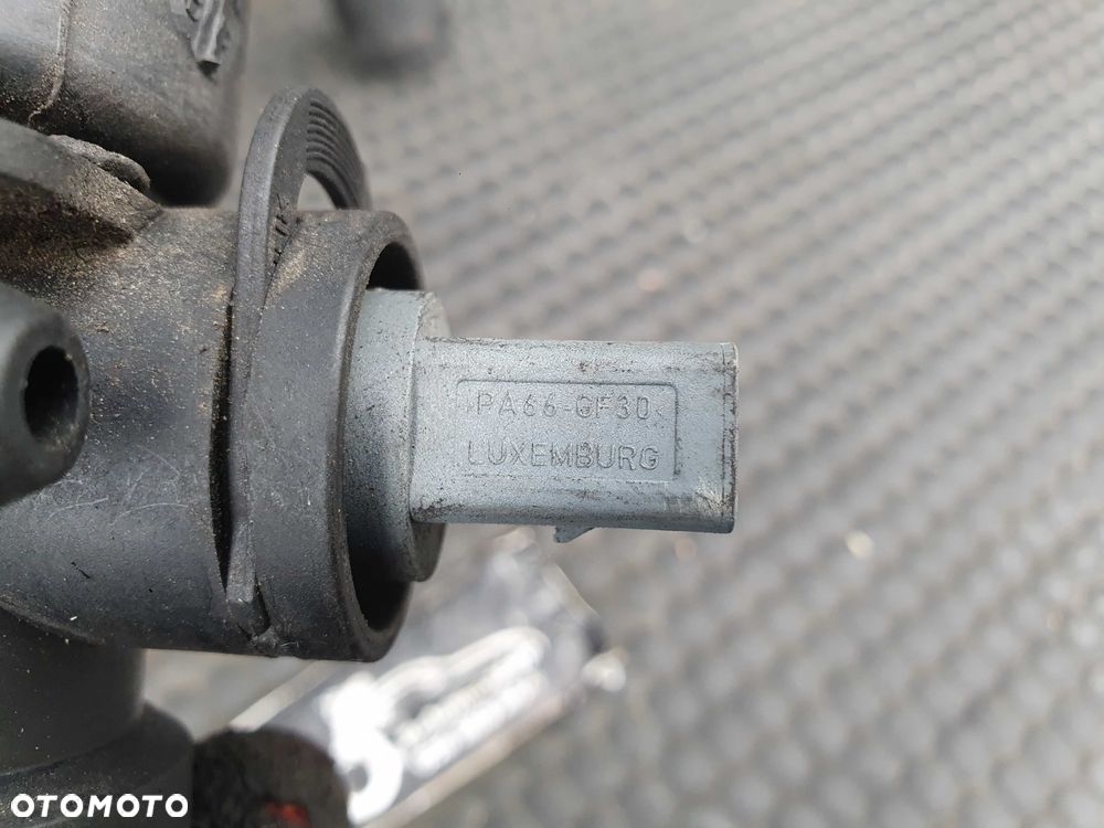 Rura Przewod 8E0121049 Waz Czujnik Temperatury Chlodnicy Wody Plynu 1.8 T 2.0 ALT FSI AUDI A4 B6 B7 - 10