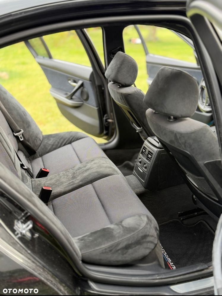 BMW Seria 3 320d - 10