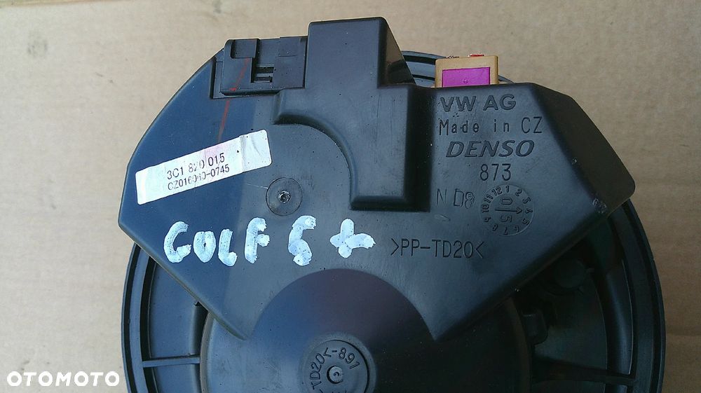 VW GOLF  5 V PLUS DMUCHAWA - 2