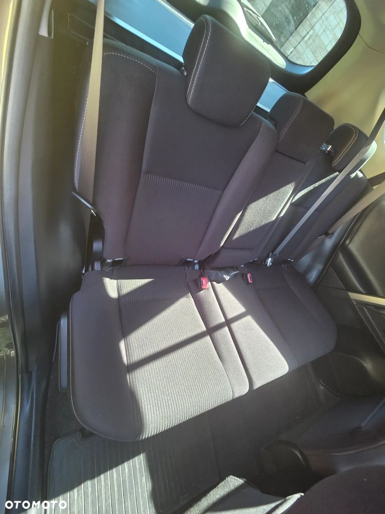 Toyota RAV4 2.0 Premium - 9